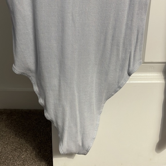 H&M Baby Blue Bodysuit - Picture 3 of 7